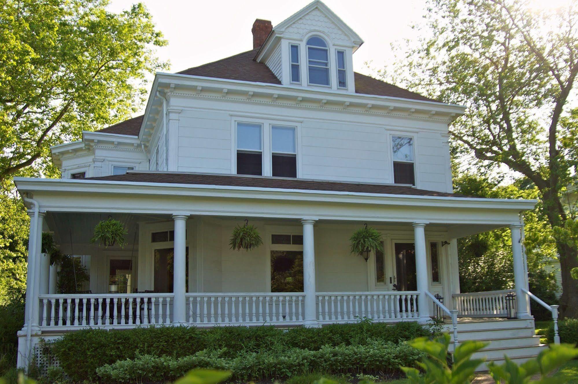 Fordham House Hotel Greenport Exterior photo